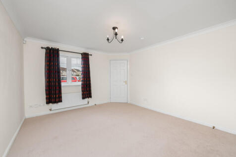 16 Leyland Road 0...