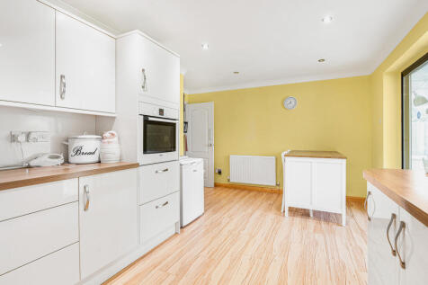 58_83599