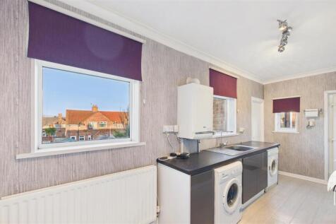 Breakfasting Kitchen