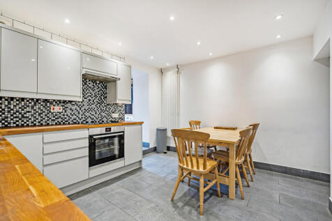 1372797-16-690e00...