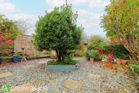 140&#39; Rear Garden