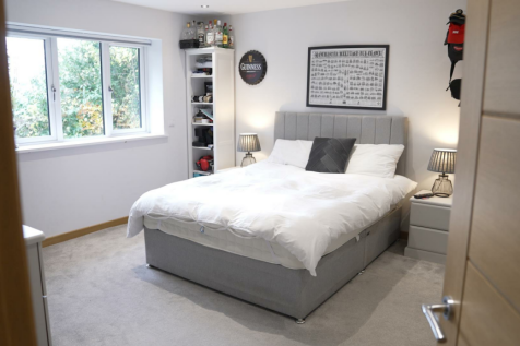 Brooke House.00_01_32_16.Still021.png