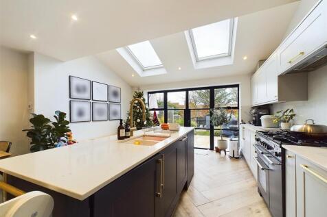 new kitchen pic.2.jpg
