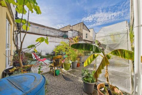 84 - 86 Stapleton Rd St Jude's, Bristol BS5 0PW |