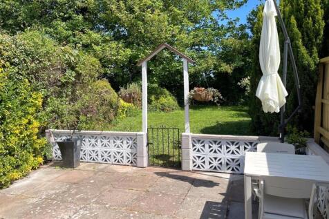 Rear Patio & Garden
