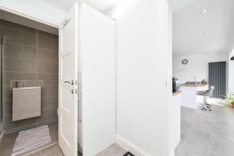 WALSINGHAM GARDENS (14).jpg