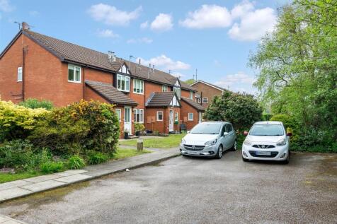 Communal Gardens and Parking