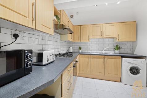 124 Portland Road Nottingham NG7 4GP