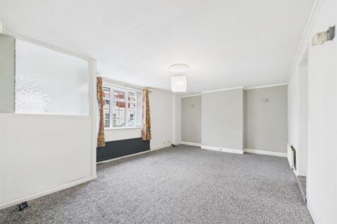 lounge 1.jpg