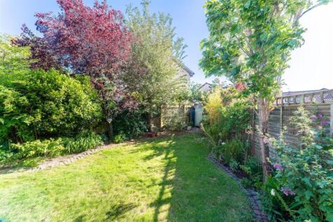 1.21 - rear garden.jpg