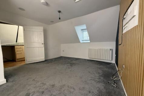 1 Bedroom Flat in CO9 2AA