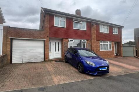 WhatsApp Image 2025-08-14 at 13.02.01_9dcc1dbd.jpg