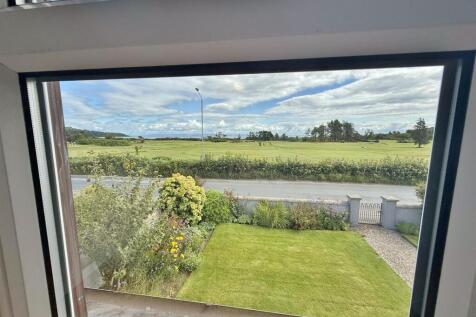 Wellingtonia Bedroom 2 view