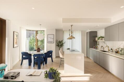 vb5504941_Triptych_1_07_012_3200x2134-2560x1440.jp