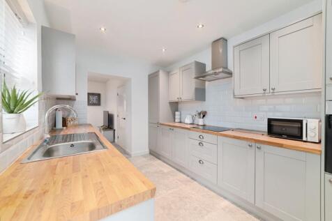 pbox-IMG.jpg