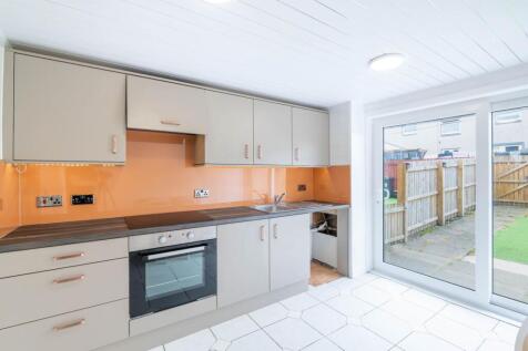 Breakfasting Kitchen