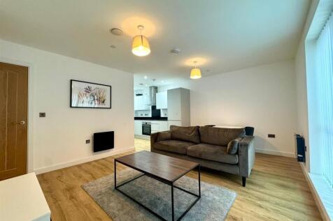 Lounge pic 1.jpeg