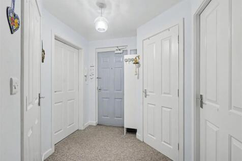 Entrance Hall_2.jpeg