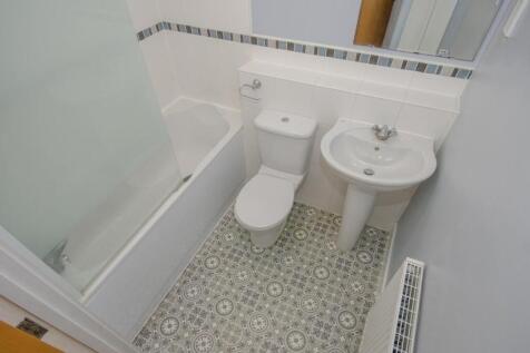 Bathroom.jpg
