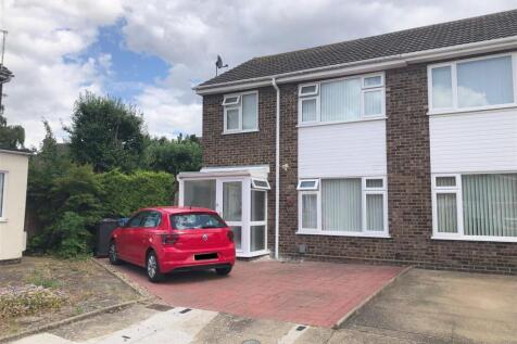 3 Bedroom Semi-Detached in IP3 9LL