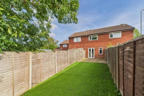 CAM02023G0-PR0171-STILL018