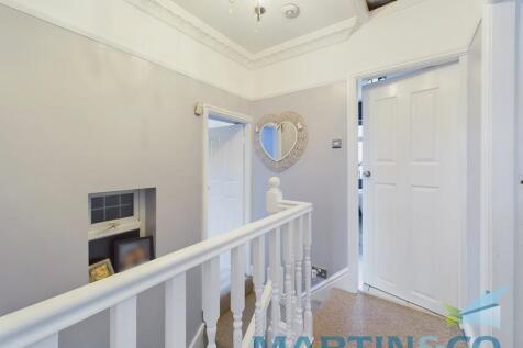 CAM01870G0-PR0147...