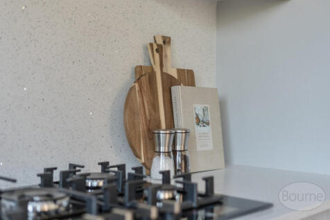 6d4cd2dd-e06d-48d...