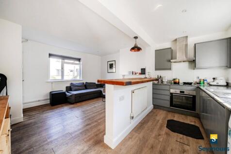 Living/Kitchen