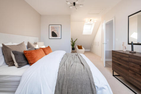 TW_ST_Ockley Park_Harrton_Bedroom 1 2