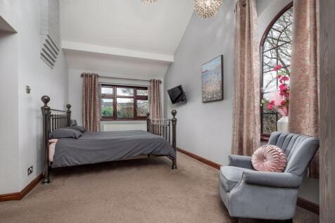 Master Bedroom Suite