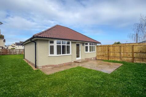 Rear Garden With Wrap Around Gardens
