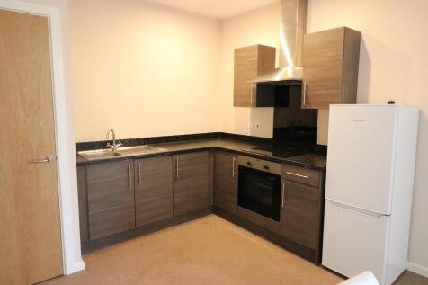 Leef are delighted to present this large, fully furnished TWO bedroom ground floor apartment property situated ideally in Trafford, Manchester. The property has a modern feel throughout and consist of