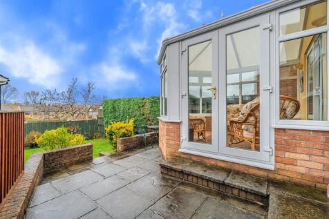 24 Larch Close 5.jpg