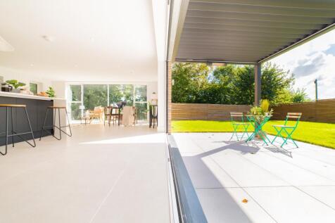 Award-winning Media team on EVERY Listing_16