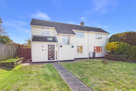Front of House- Mark Stephens EweMove Newmarket an