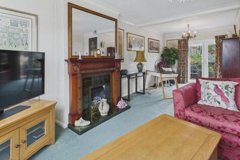 CAM04273G0-PR0161...