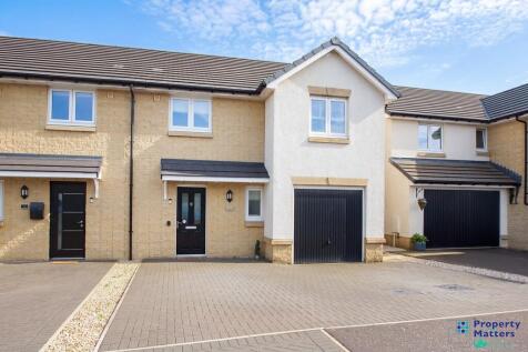 3 Bedroom Semi Detached Villa