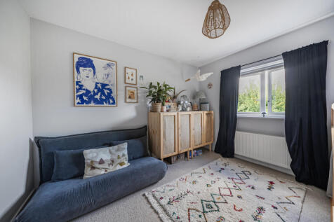 1348331-13-68b9a9...