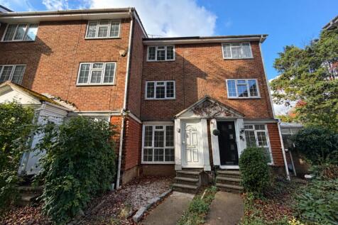 4 Bedroom Terraced in ME8 9HZ