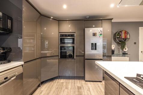 2 Kingsknowe Gardens Galashiels 26.JPG