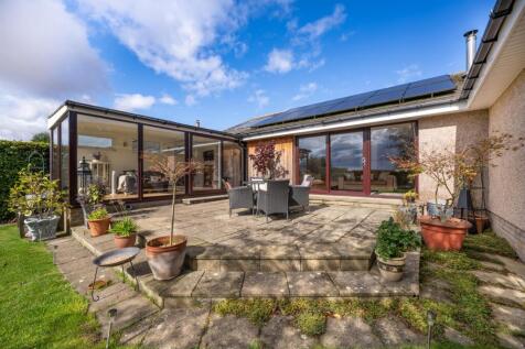 Cloich_The Green_Swinton-28.jpg