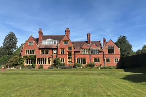 Pewsham House.jpg