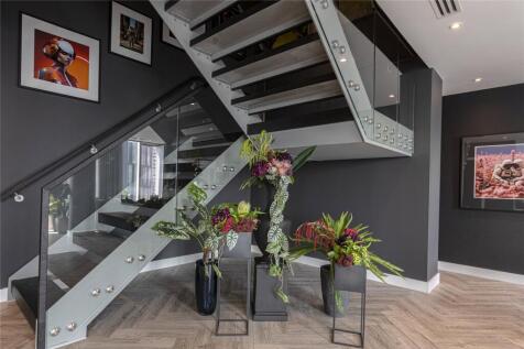 3 bed, 4 bath Penthouse in Manchester - Photo 46