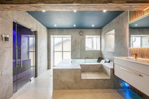 Spa bathroom