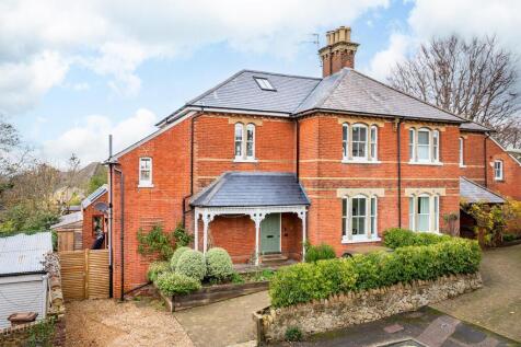 1_Churchill_Road-4.jpg
