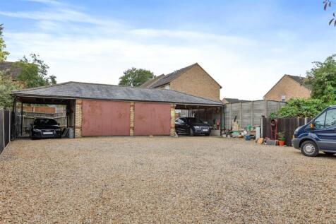 Double Garage/Workshop
