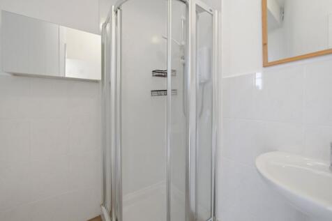 1 bed, 1 bath Flat in Edinburgh - Photo 12