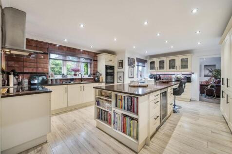 2. 1357239-25-68cbd3df5c5f3.jpg