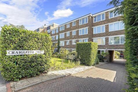 A larger than average studio apartment located on the first floor of a purpose-built block on Kersfield Road. The accommodation comprises a studio room, separate kitchen, three-piece bathroom suite an