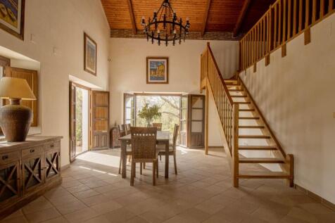 COM2507CH--dining-2.